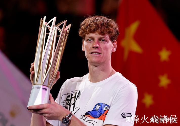 上海大师赛辛纳首夺男单冠军 德约科维奇收获亚军 上海大师赛辛纳首夺男单冠军 德约科维奇收获亚军