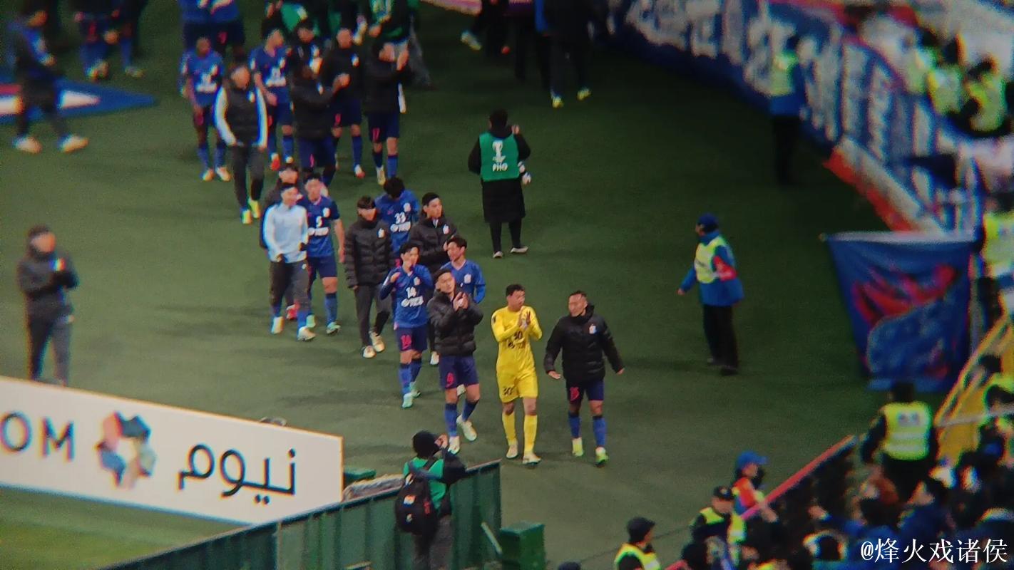 稳定成2025申花最大关键词 争冠还有很长的路要走